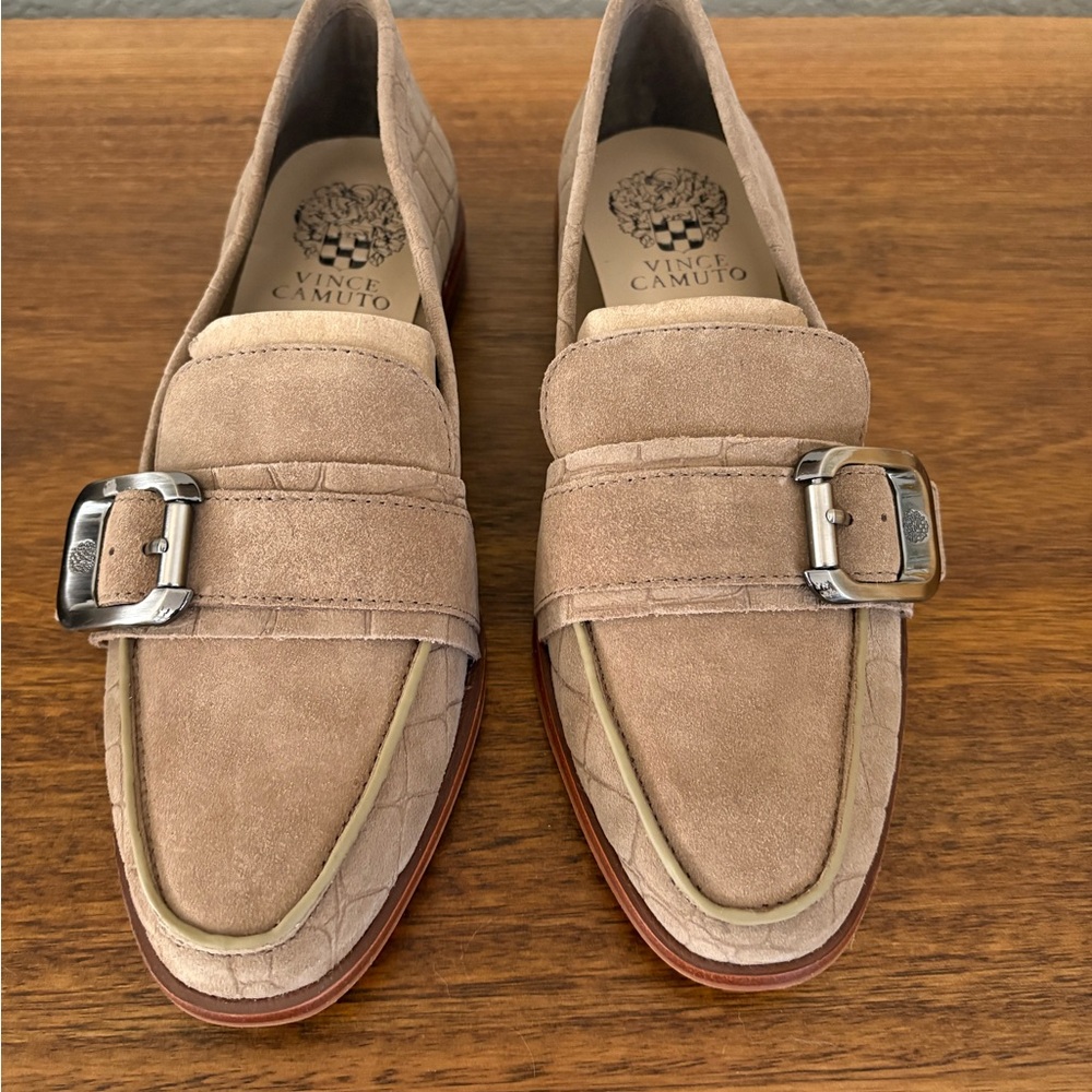 New Vince Camuto Cekanda Leather Slip On Loafer Faux Croc Mushroom 6M
